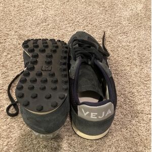 Veja sneakers. Black. Size 39.